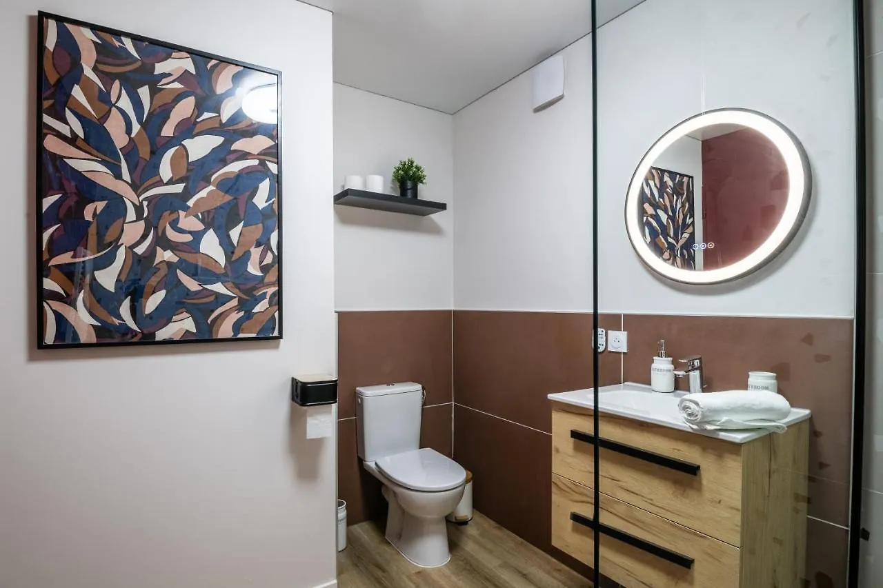Jolie Maison De Ville Proche Centre-Ville 亞維農 0*,